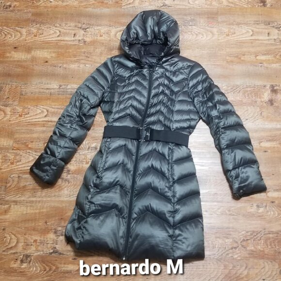 Bernardo Coat Puffer Jacket Medium Grey Modern Lightweight Belted - Picture 1 of 6